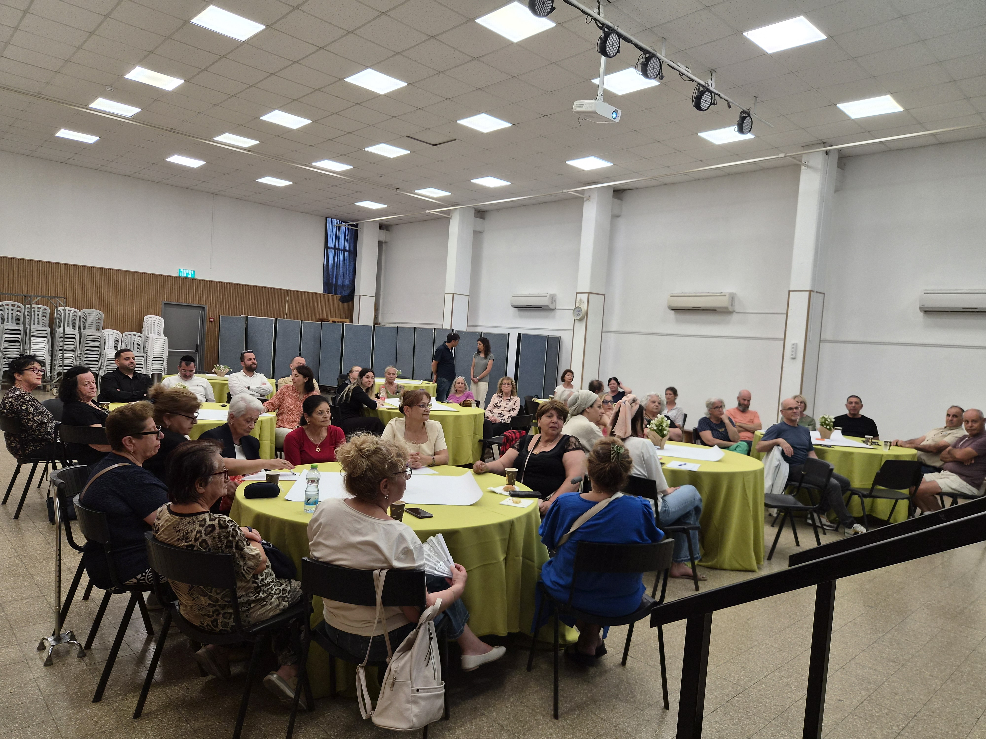 האזרחים הוותיקים חוזרים למרכז הבמה: מיזם 60+ יוצא לדרך באור עקיבא