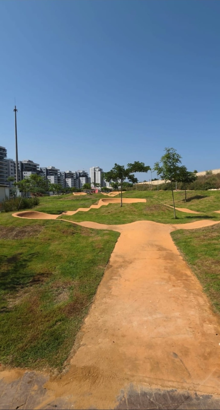 בקרוב באור ים: הפאמפטרק החדש של אור עקיבא מתקרב לפתיחה