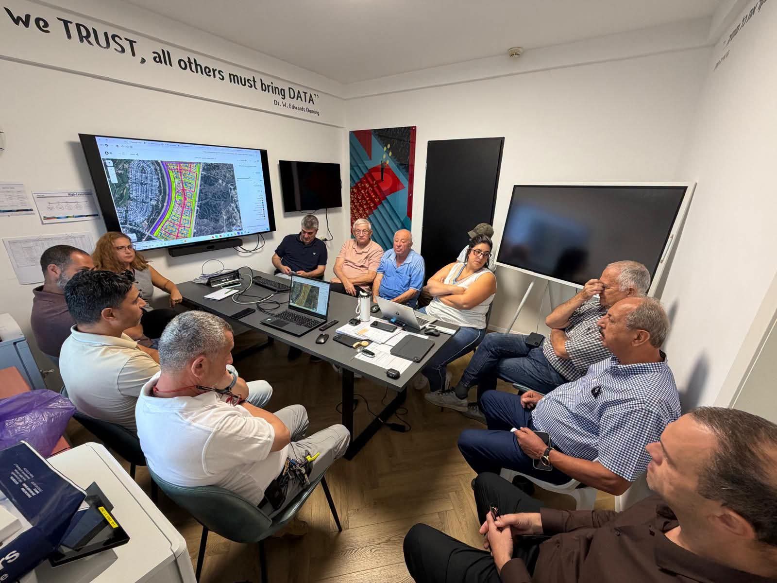 מיליוני שקלים בדרך לפתרון? עיריית אור עקיבא יוצאת למהלך משמעותי נגד מפגעי הריחות באור ים